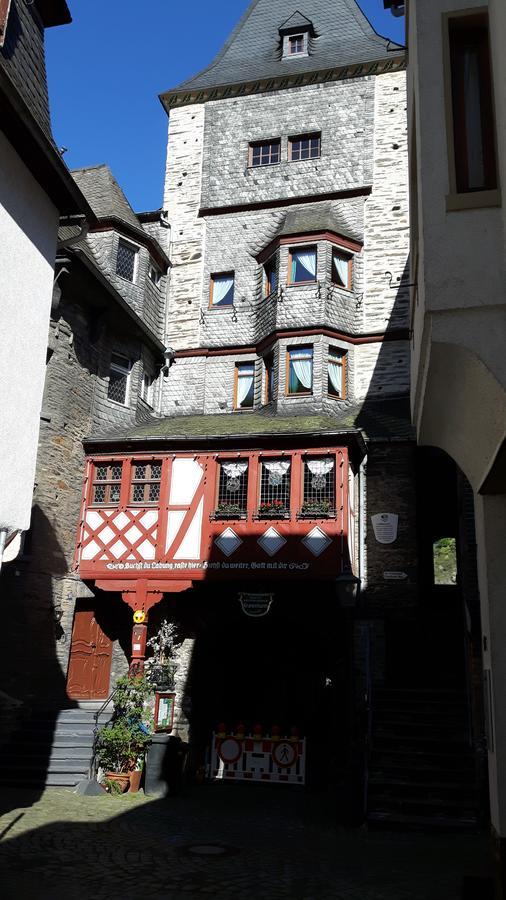 Hotel Kranenturm Бахарах Экстерьер фото