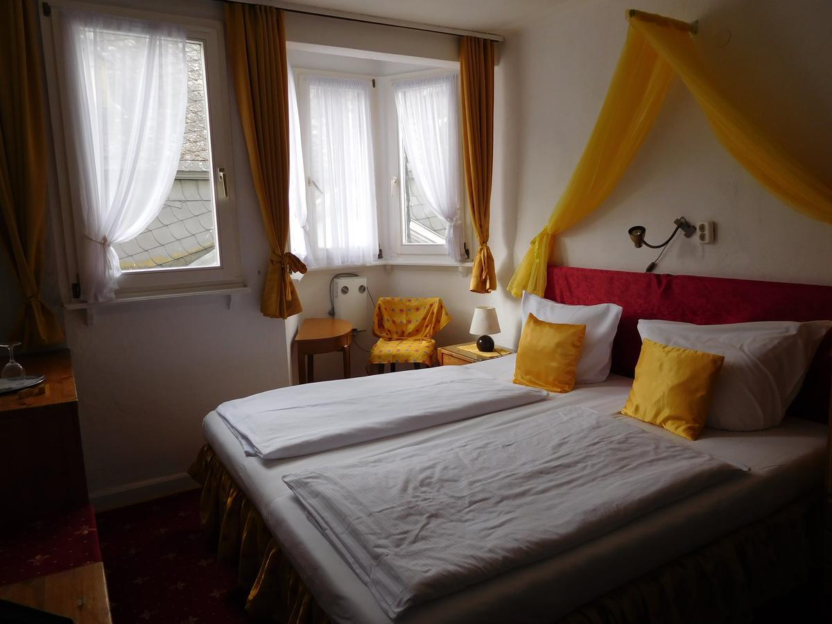 Hotel Kranenturm Бахарах Экстерьер фото